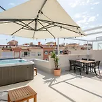Rooftop Terrace, Private Jacuzzi, Heated Pool * 또레비에하